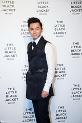 组图：周迅章子怡老佛爷摄影展时尚斗艳