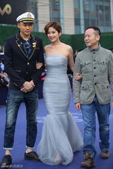 高清组图：群星华服亮相北京电影节蓝毯