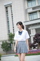 组图：徐娇晒萝莉COS照 分享16岁生日感悟