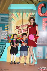 组图：吴千语红裙性感出镜 否认林峰到香闺过夜