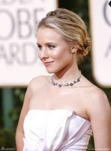 高清组图：克里斯汀-贝尔颈链配裹胸礼服光彩照人