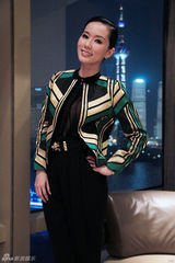 组图：林湘萍亮相上海时尚活动秀高雅