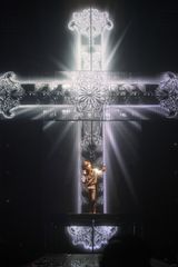 组图：罗志祥个唱化身星际战警 吐露心声歌迷落泪