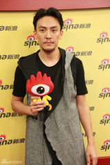 组图：《圣诞玫瑰》做客 桂纶镁邀张震演色魔