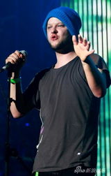 高清：热波第二天Does it offend you,yeah？演出