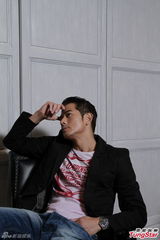 组图：郭富城梁家辉帅气写真 专访称合作默契