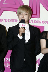 高清组图：东方神起SJf(x)等助阵《I AM》试映