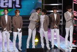组图：韩国团体大出动 SJ-M唐禹哲high翻台北