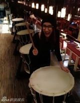 组图：“曾小贤”陈赫漂亮女友私照 初中已相恋