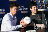 组图：韩国球星朴智星出席某品牌活动签名会