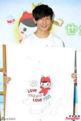 组图：林俊杰筹备个唱忙健身 观摩S.H.E演唱会