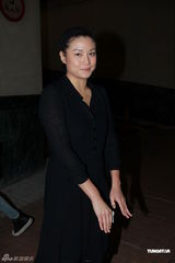 组图：许冠英追思会重播昔日片段 骨灰欲撒大海