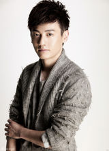 组图：是安冬日写真曝光  精致五官展独特魅力