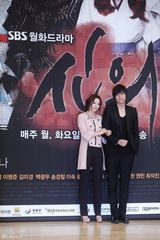 高清组图：李敏镐金喜善等出席《信义》发布会