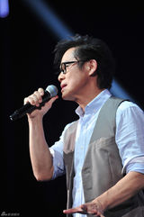 组图：《最强音》全国三强 罗大佑打响保卫战