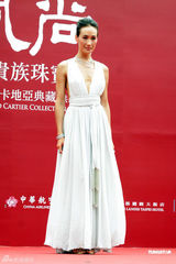 组图：林青霞助阵珠宝展雍容华贵 MaggieQ性感迷人