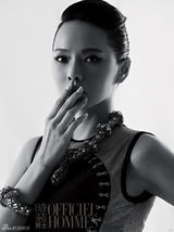 组图：伊能静时尚大片低调朴素 勇敢努力做自己