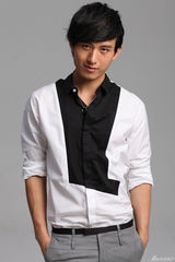 组图：成毅时尚写真曝光 温文尔雅展轻熟男魅力