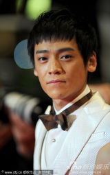 幻灯图集：《日照重庆》戛纳首映 王小帅获最高礼遇