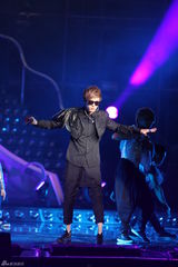 组图：林俊杰周笔畅等助阵深圳卫视跨年音乐季