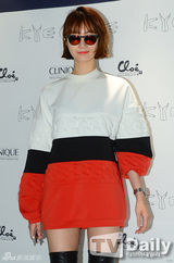 组图：韩星高俊熙missA等潮装看秀时尚有型