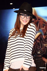 高清组图：萧亚轩谭永麟合唱彩排 用歌声征服歌迷