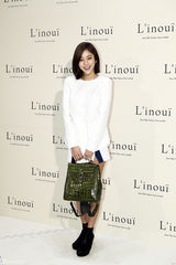 独家高清：张根硕撑品牌活动 少女时代允儿清纯