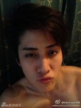 组图：泰版《浪漫满屋》走红 邪魅男主迷倒少女