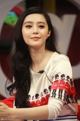 组图：《一夜惊喜》做客 金依萌范冰冰畅聊爱情