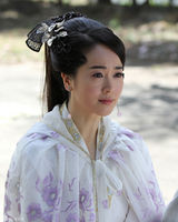 高清图：左小青剧照曝光 饰演白娘子气质脱俗