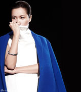 组图：徐静蕾杂志写真展冷艳和煦双风格