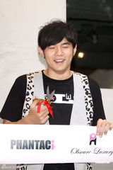 高清图：周杰伦常去教会但并未受洗礼 称信仰很重要