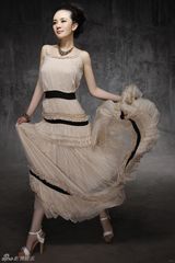 高清组图：女星孟茜将发专辑 高贵典雅写真曝光