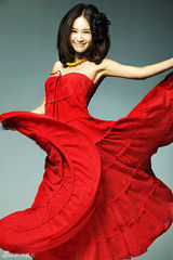 高清图：王子文最新写真照 宛若精灵落入凡间