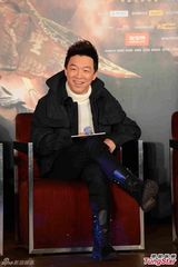 组图：周秀娜性感宣传《西游》赞星爷才华无敌