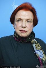 组图：《到达月球》发布 奥托搂导演布鲁诺亮相