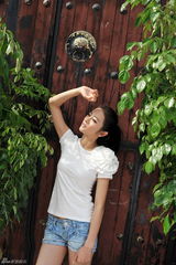 高清组图：小斯琴高娃新写真化身精灵 演绎自然之美