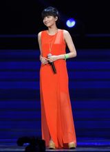 组图：群星献唱中歌榜 韩庚潘玮柏劲歌热舞