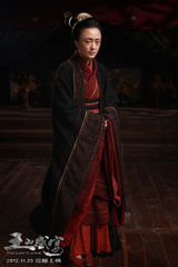 组图：秦岚《王的盛宴》老年妆全揭秘