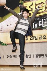 组图：灿烈土豪风现身《丛林法则》记者会