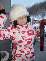 组图：陆毅鲍蕾赴意度假 极限运动浪漫初体验