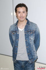 组图：《奖门人》录影 欧阳震华朱咪咪出席