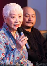 幻灯：《团圆》主创启程赴柏林 导演主演编剧齐亮相