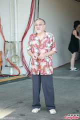 组图：曾志伟薛家燕扮肥姐 郑欣宜隔空寄思念