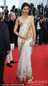 幻灯图集：《巡演》戛纳首映 透视装舞娘PK伊娃