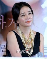 组图：严正花赵敏秀等宣传新片《官能的法则》