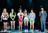 组图：韩团WonderGirls等出演节目展性感舞台