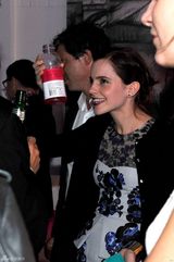 组图：《壁花少年》多伦多首映 妮娜与艾玛争艳