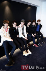 高清组图：独家对话韩国超人气新生男团EXO-K
