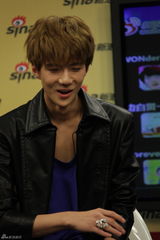 高清图：EXO-K世勋做客图回顾 卖萌大笑心情好